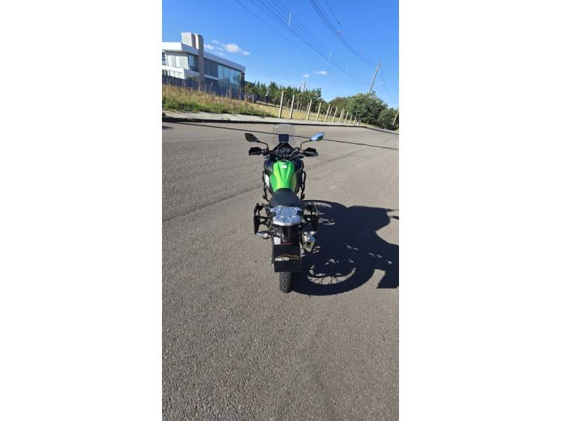 KAWASAKI - VERSYS 300 - 2024/2024 - Verde - R$ 34.900,00