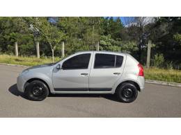 RENAULT - SANDERO - 2011/2011 - Cinza - R$ 29.800,00