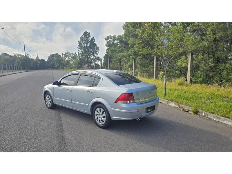 CHEVROLET - VECTRA - 2006/2006 - Prata - R$ 29.900,00