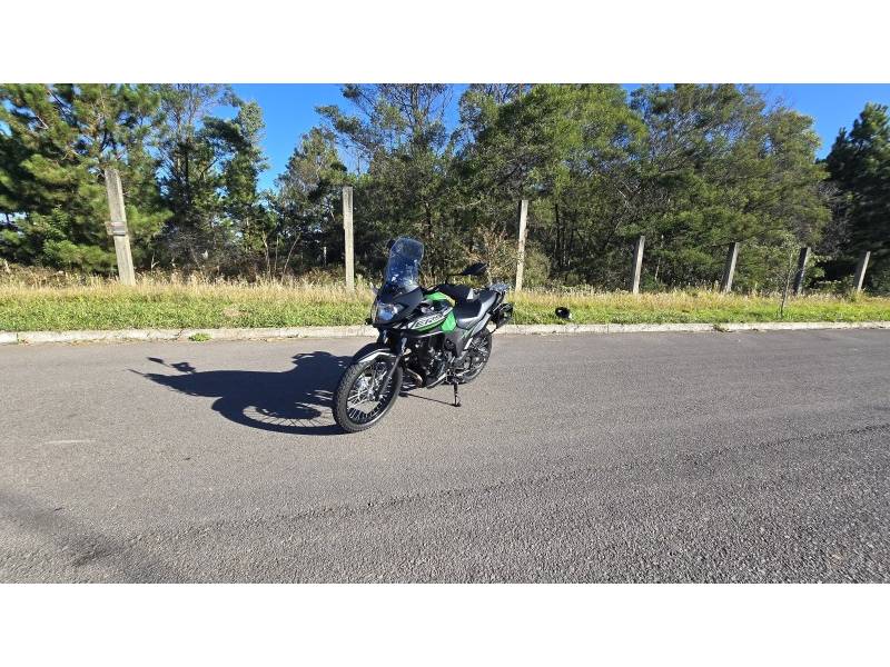 KAWASAKI - VERSYS 300 - 2024/2024 - Verde - R$ 34.900,00