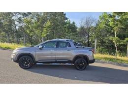 FIAT - TORO - 2020/2021 - Cinza - R$ 131.900,00