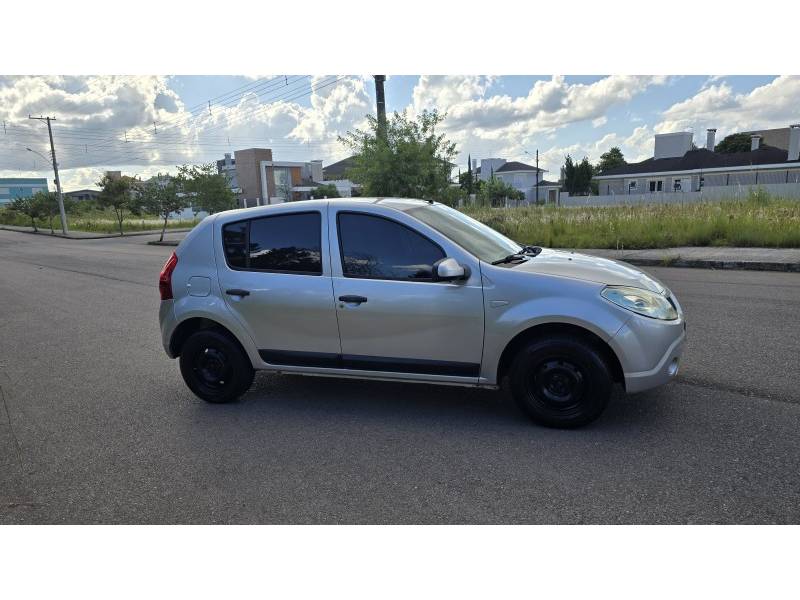 RENAULT - SANDERO - 2011/2011 - Cinza - R$ 29.800,00