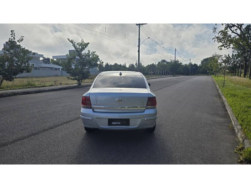 CHEVROLET - VECTRA - 2006/2006 - Prata - R$ 29.900,00