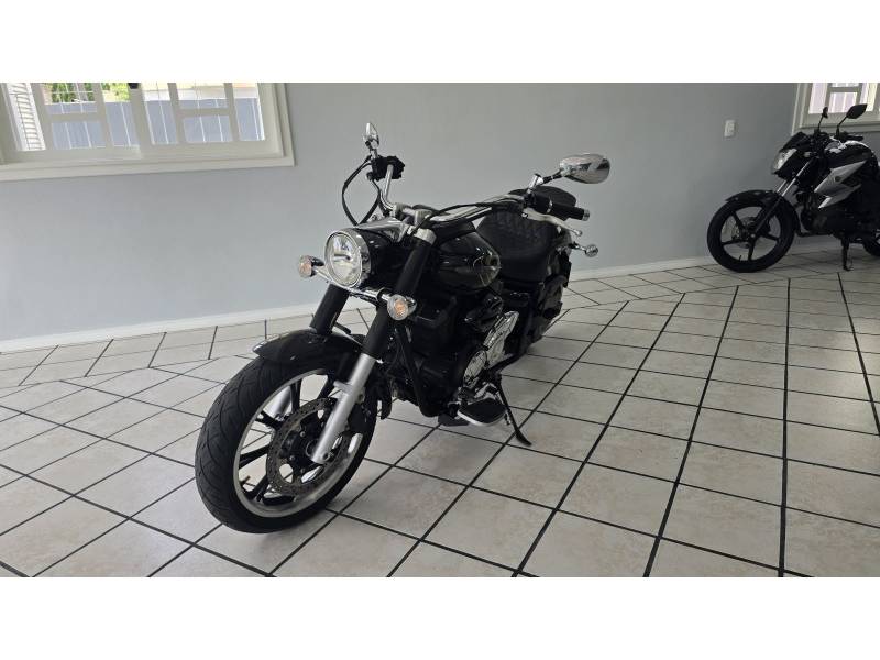 YAMAHA - XVS 950A MIDNIGHT STAR - 2014/2014 - Preta - R$ 41.500,00