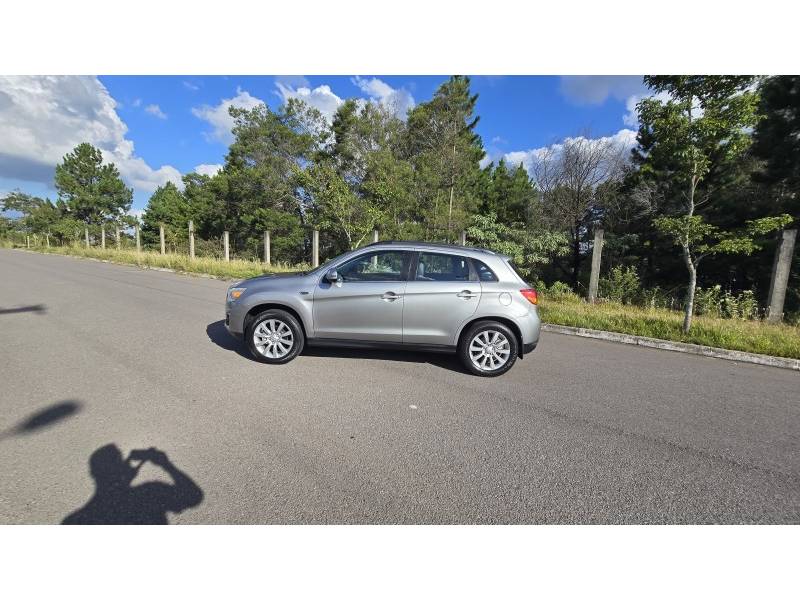 MITSUBISHI - ASX - 2013/2014 - Prata - R$ 75.000,00