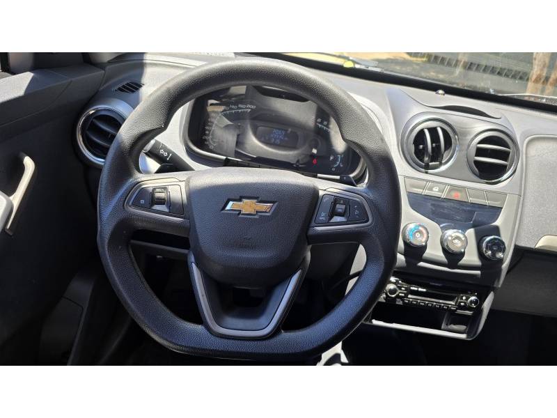 CHEVROLET - AGILE - 2014/2014 - Prata - R$ 39.900,00