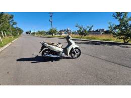 HONDA - BIZ 125 - 2022/2022 - Branca - R$ 16.500,00