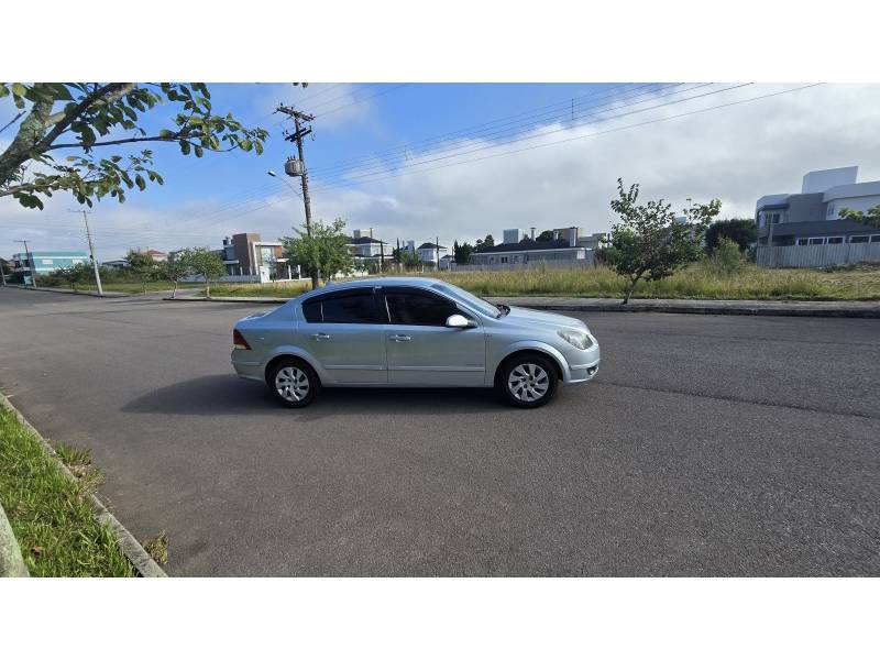 CHEVROLET - VECTRA - 2006/2006 - Prata - R$ 29.900,00