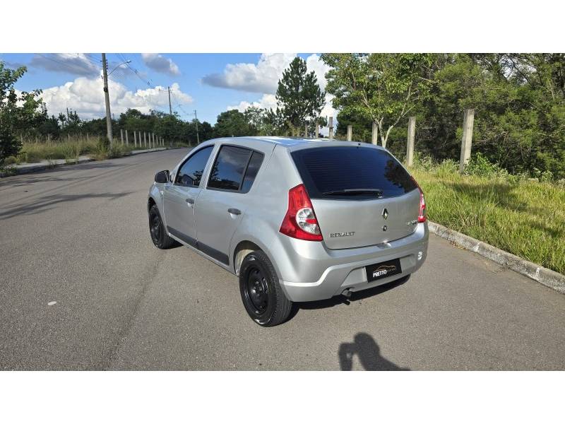 RENAULT - SANDERO - 2011/2011 - Cinza - R$ 29.800,00