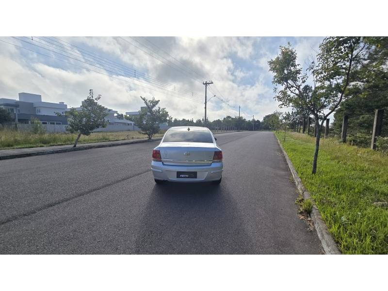 CHEVROLET - VECTRA - 2006/2006 - Prata - R$ 29.900,00