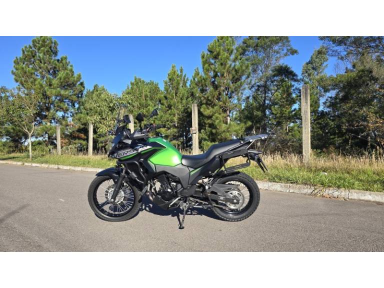 KAWASAKI - VERSYS 300 - 2024/2024 - Verde - R$ 34.900,00