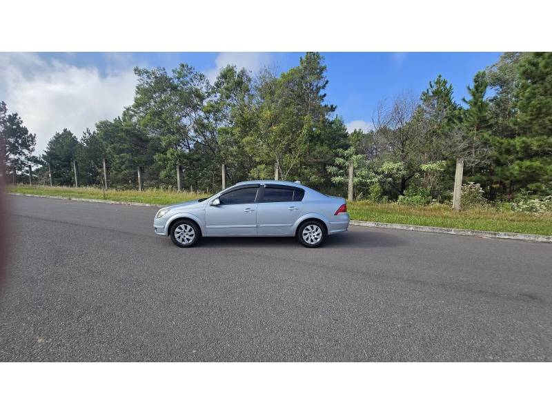 CHEVROLET - VECTRA - 2006/2006 - Prata - R$ 29.900,00