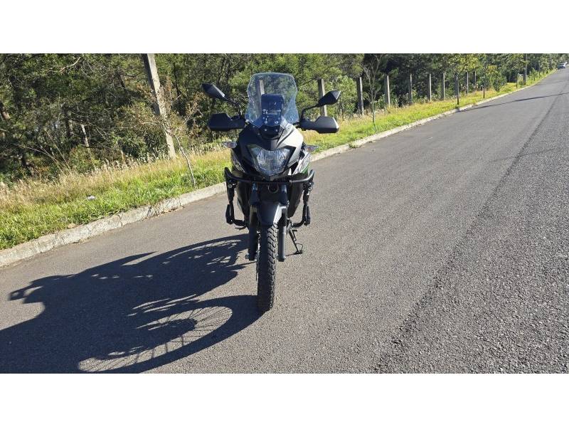 KAWASAKI - VERSYS 300 - 2024/2024 - Verde - R$ 34.900,00
