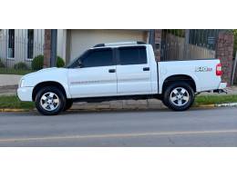 CHEVROLET - S10 - 2011/2011 - Branca - R$ 95.000,00