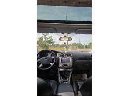 FORD - FOCUS - 2009/2009 - Preta - R$ 39.900,00