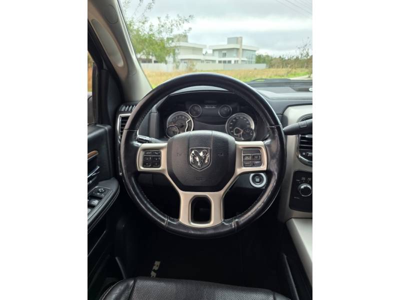 DODGE - RAM - 2018/2018 - Branca - R$ 288.000,00