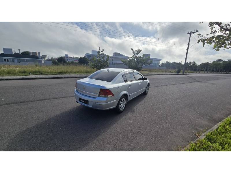 CHEVROLET - VECTRA - 2006/2006 - Prata - R$ 29.900,00