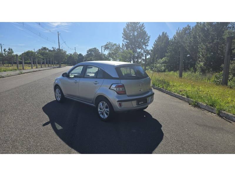 CHEVROLET - AGILE - 2014/2014 - Prata - R$ 39.900,00