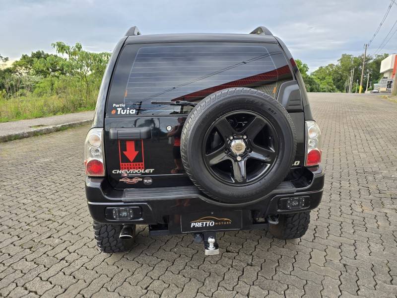 CHEVROLET - TRACKER - 2009/2009 - Preta - R$ 52.900,00