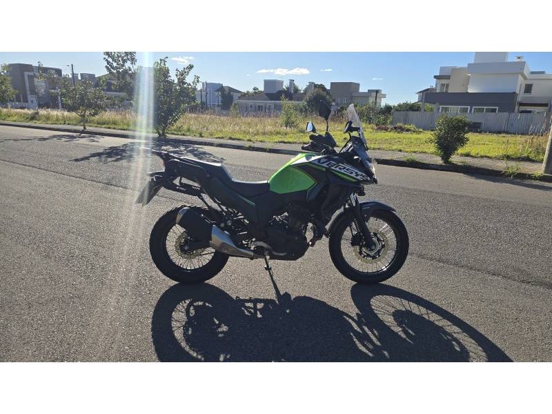 KAWASAKI - VERSYS 300 - 2024/2024 - Verde - R$ 34.900,00