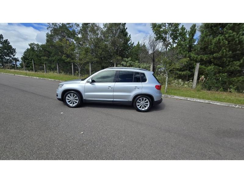 VOLKSWAGEN - TIGUAN - 2014/2014 - Cinza - R$ 69.900,00