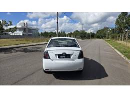 FORD - FIESTA - 2013/2014 - Branca - R$ 39.900,00